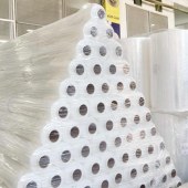 1600m Boxed 4Packs Plastic Wrap with Cutter Set Household Plastic Wrap Width 45Cm Length 400M Very Durable Easy to Use Effective And Perfect Cutting Plastic Wrap Dispenser